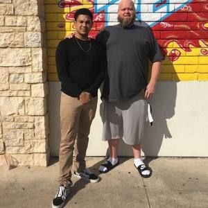 Meet your Posher, Dustin